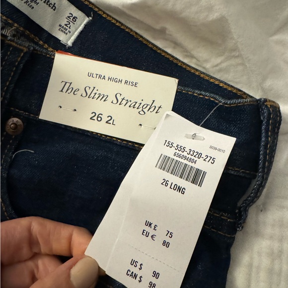 Abercrombie Slim straight high waisted jeans in 26L/ 2L - Picture 4 of 5